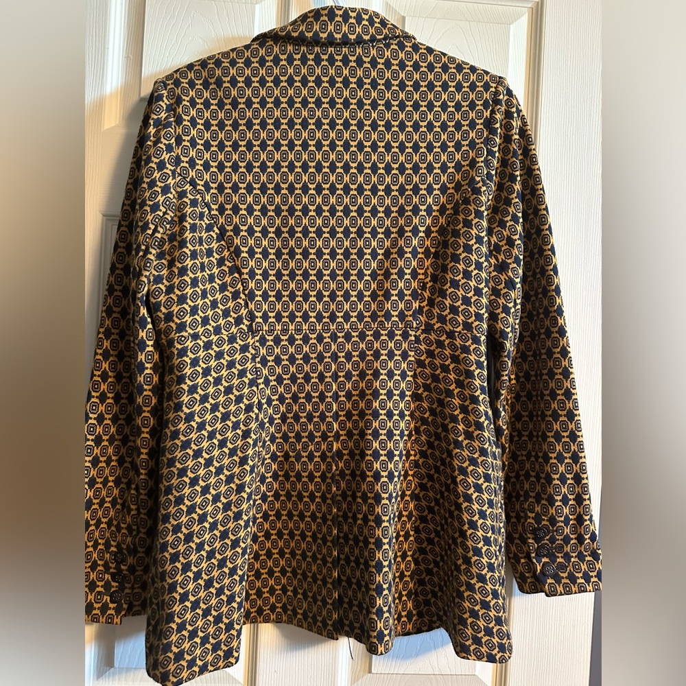 Cabi Blazer - Picture 3 of 4